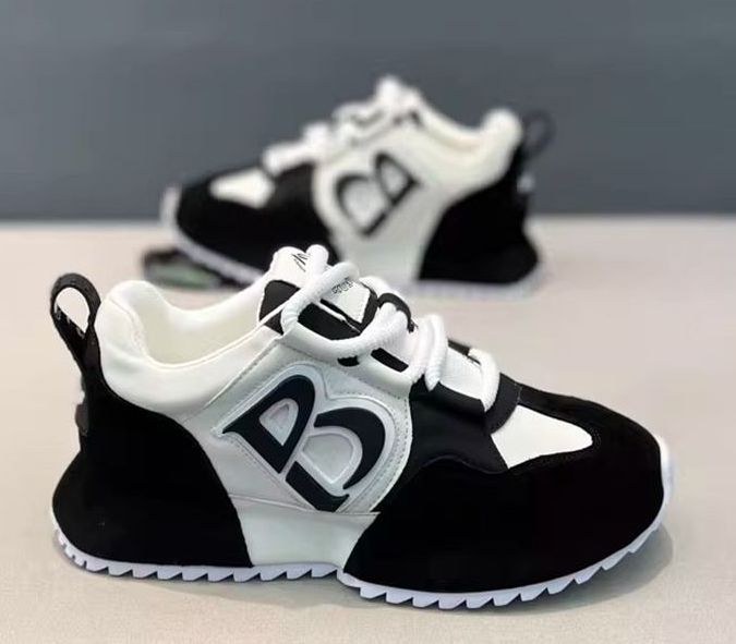 Smart Store Dual-Colour Fashion Sneakers – Stylish Everyday Casual Footwear