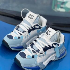 Dolce& Gabbana Sneakers.