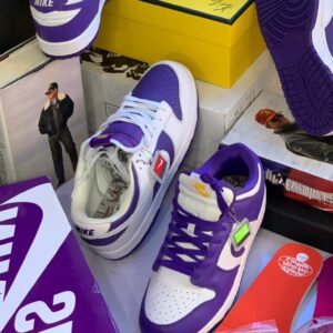 Nike Sneakers.