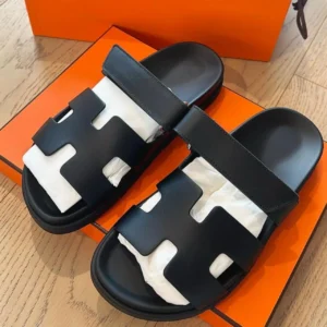 Smart Store Classic Leather-Look Slide Sandals – Timeless Premium Footwear for Men