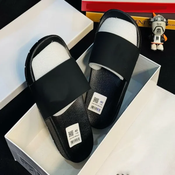 Smart Store Rugged Classic Slide Sandals – Durable Outdoor Casual Footwear for Men