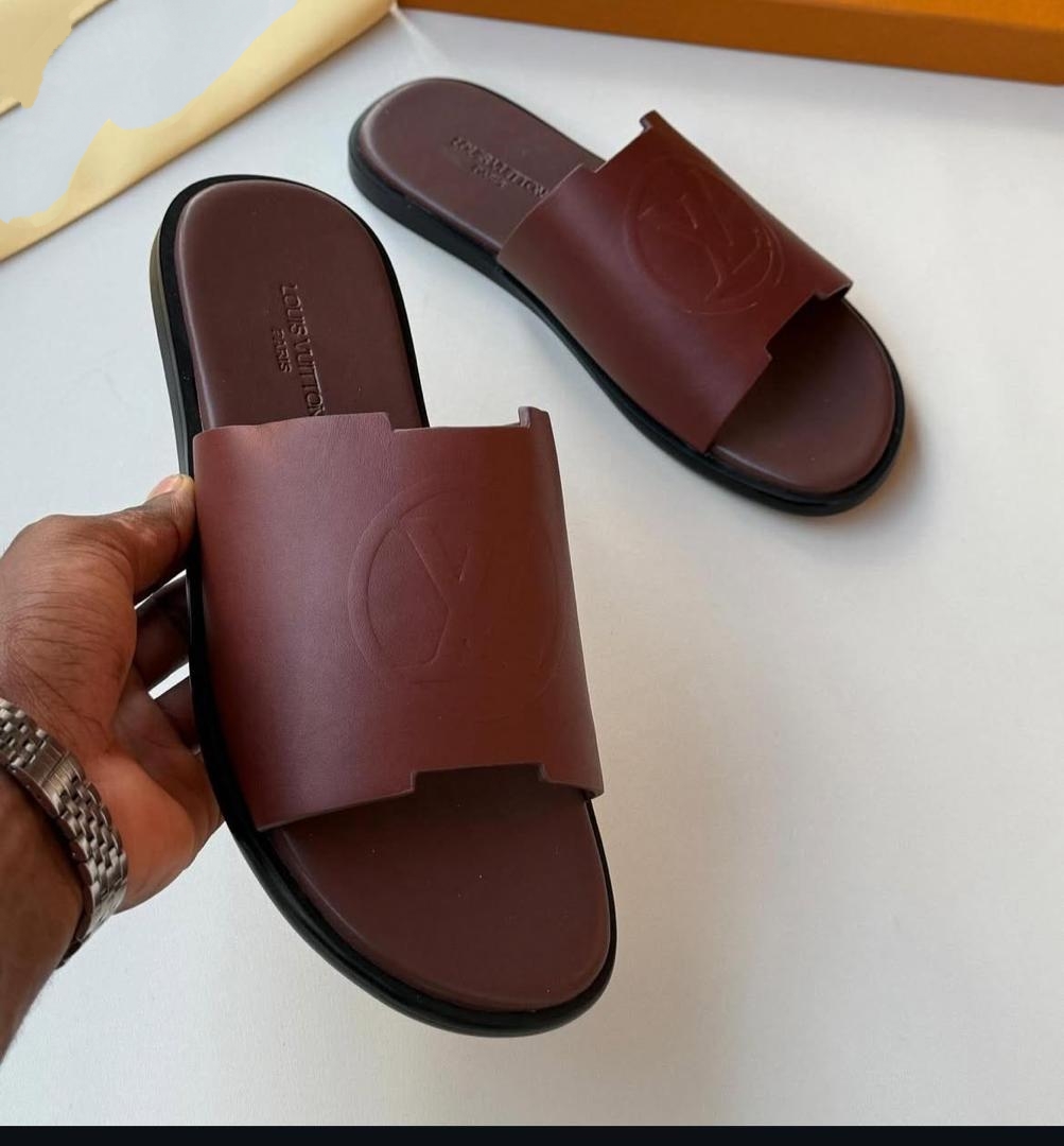 Smart Store Casual Slip-On Slippers – Lightweight Everyday Comfort Footwear for Men - Image 4