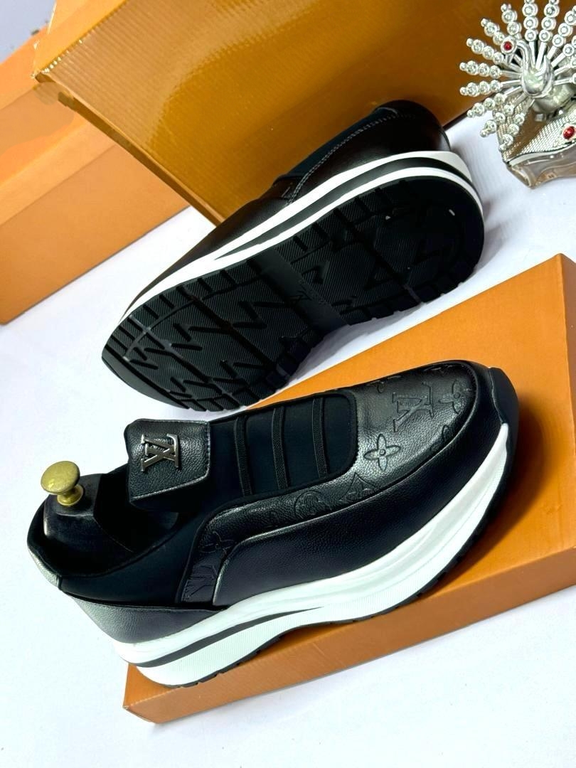Smart Store Black Premium Leather Shoe – Stylish Comfortable Everyday Footwear