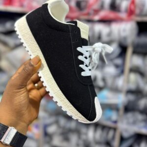 Smart Store Tri-Tone Casual Sneakers – Versatile Everyday Lace-Up Footwear