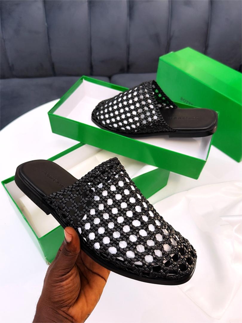 Smart Store Woven Style Slippers – Artisan Woven-Inspired Slippers for Distinctive Style