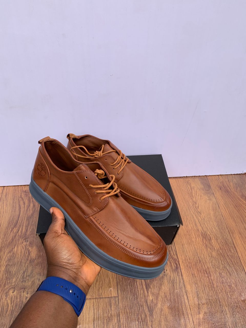 Smart Store Dual-Tone Premium Leather Shoe – Stylish Comfortable Everyday Footwear