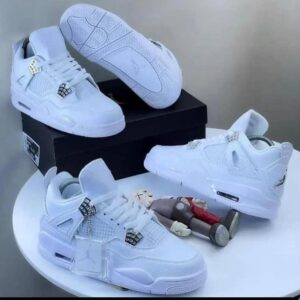 Smart Store Dual-Colour Bold Sneakers – Stylish Everyday Casual Footwear