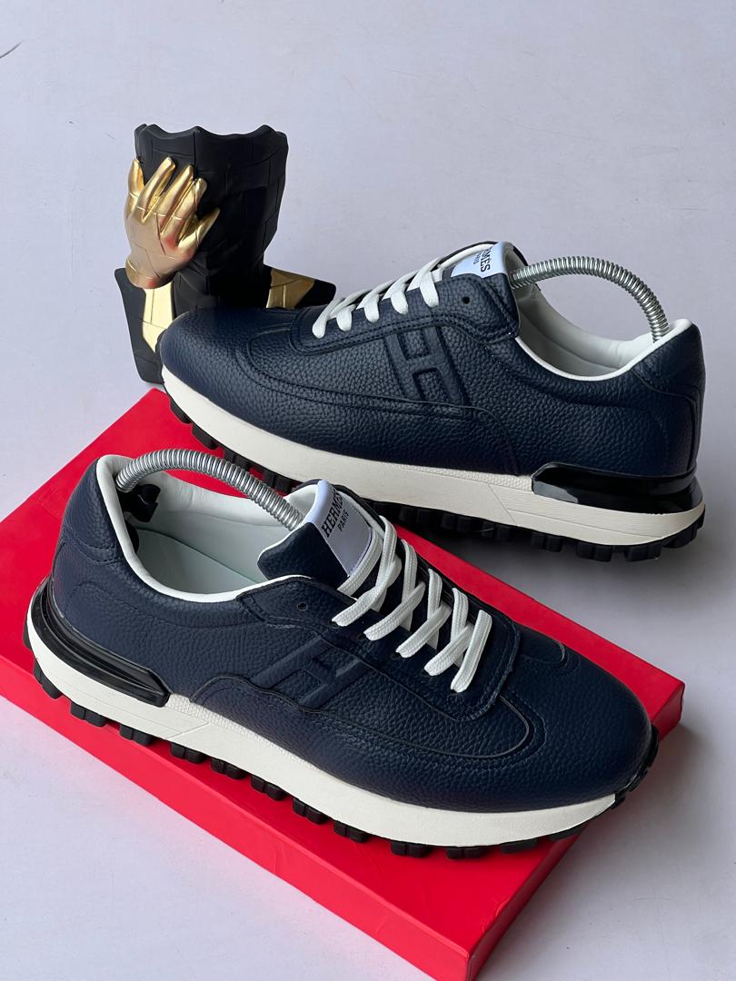Smart Store Dual-Tone Premium Leather Shoe – Stylish Comfortable Everyday Footwear - Image 2