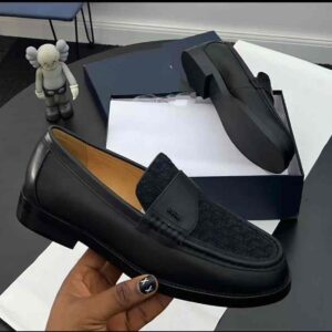 Smart Store Dual-Tone Premium Leather Shoe – Stylish Comfortable Everyday Footwear