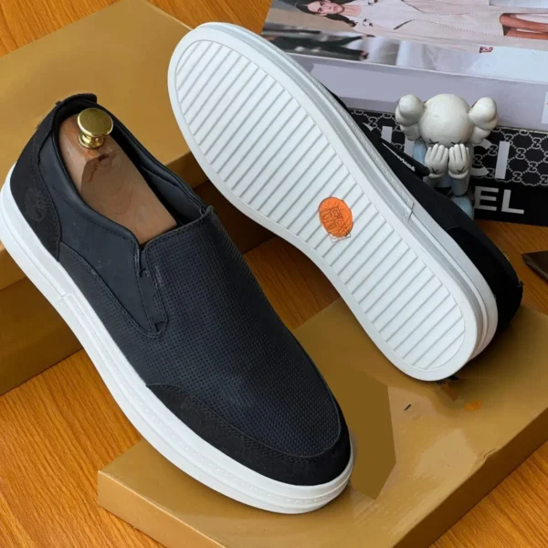 Smart Store Dual-Tone Premium Leather Shoe – Stylish Comfortable Everyday Footwear