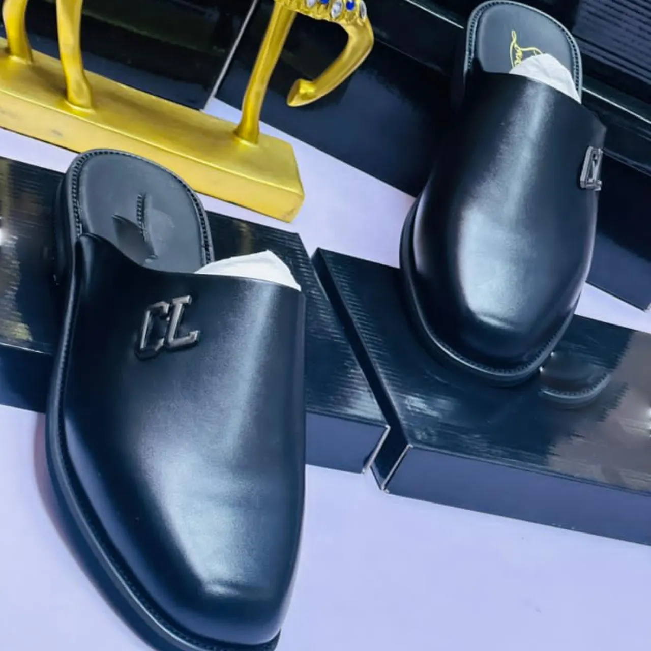 Smart Store Tri-Colour Premium Leather Shoe – Stylish Comfortable Everyday Footwear