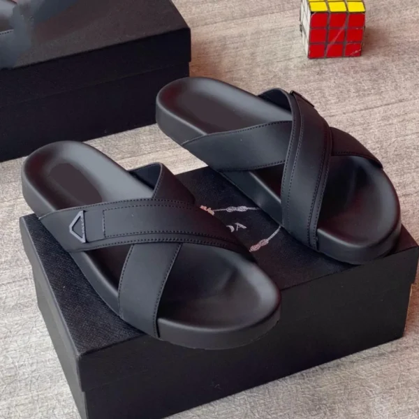 Smart Store Casual Dual-Colour Slippers – Comfortable Everyday Slip-On Footwear