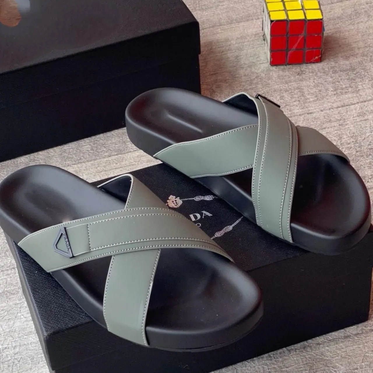 Smart Store Casual Dual-Colour Slippers – Comfortable Everyday Slip-On Footwear
