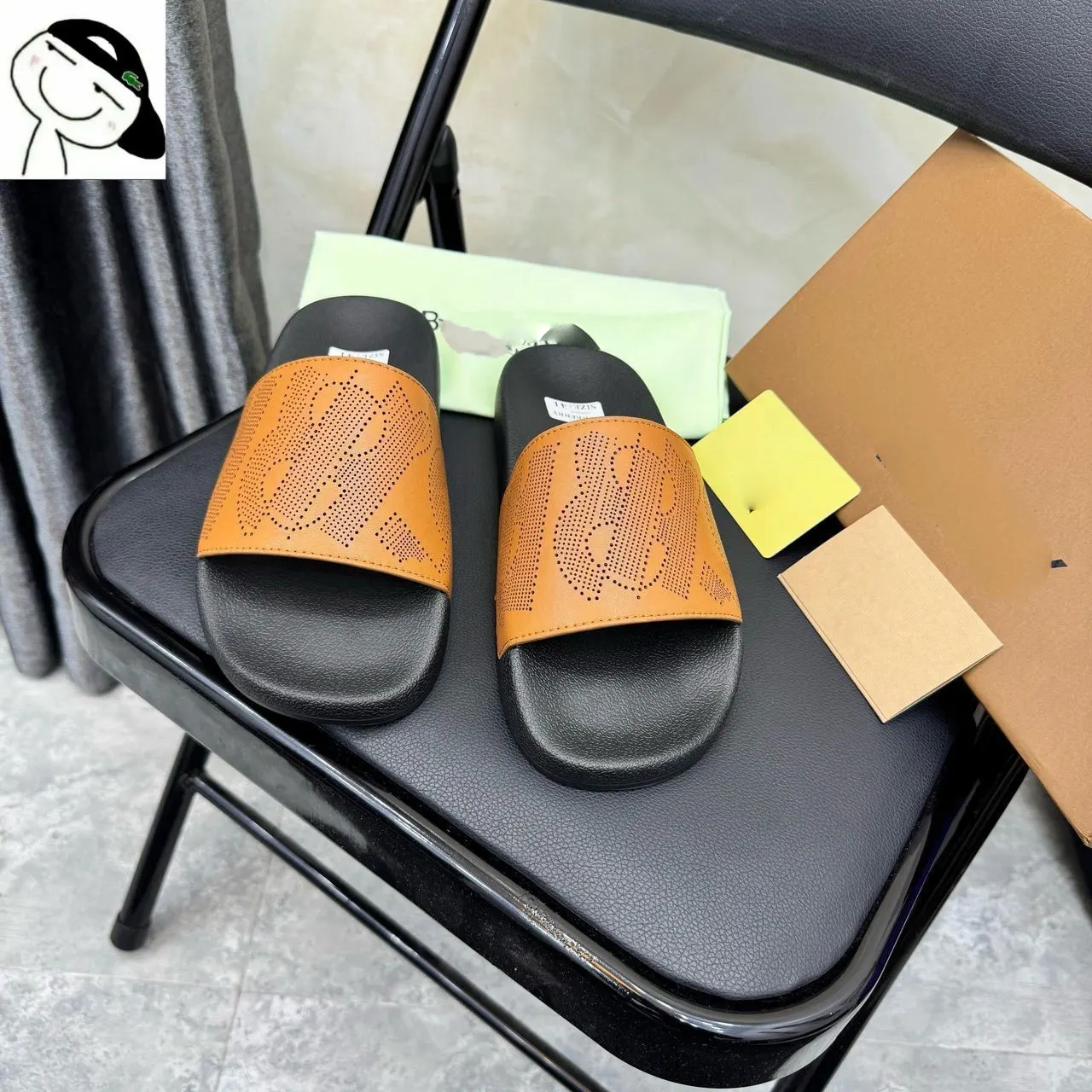 Smart Store Classic Check-Pattern Slippers – Comfortable Everyday Casual Footwear