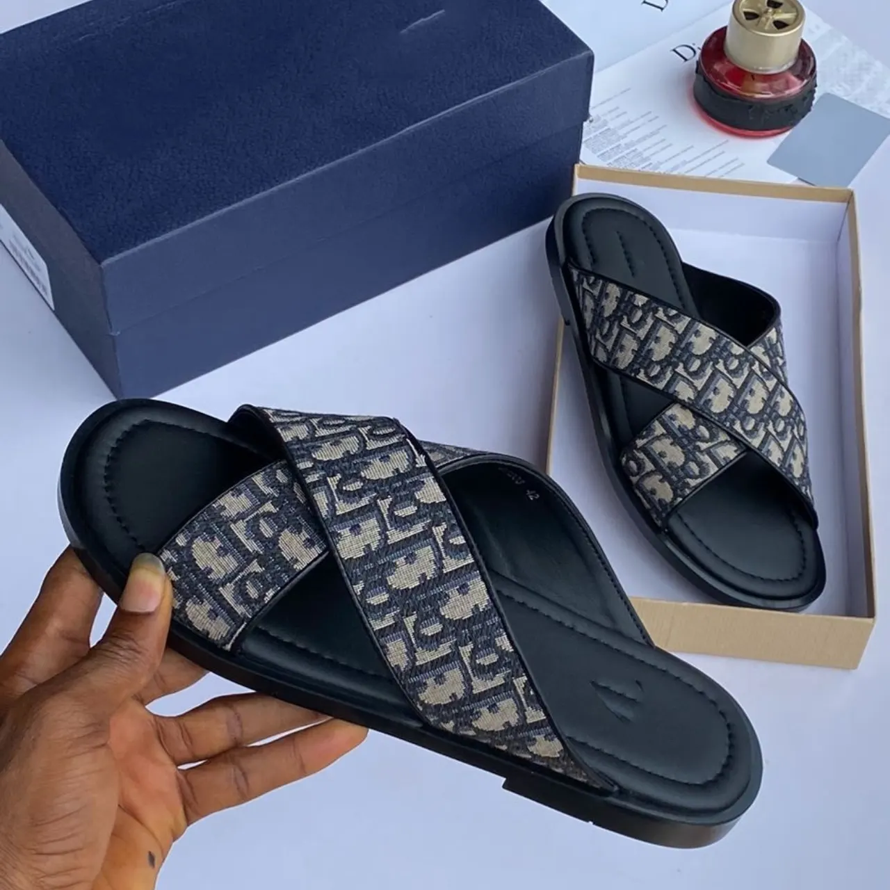 Smart Store Classic Comfort Slippers – Reliable Everyday Casual Footwear