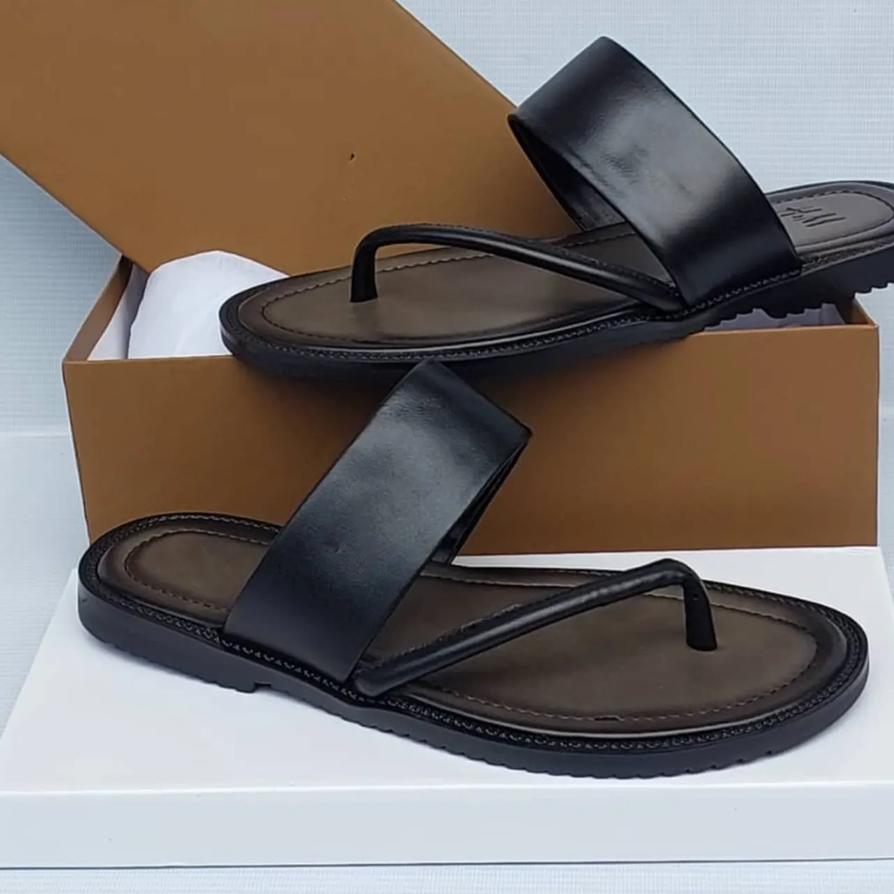 Smart Store Luxe Dual-Colour Slippers – Premium Comfortable Everyday Footwear