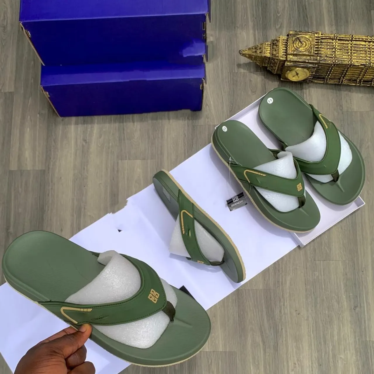 Smart Store Luxe Embossed Slippers – Stylish Premium Casual Footwear