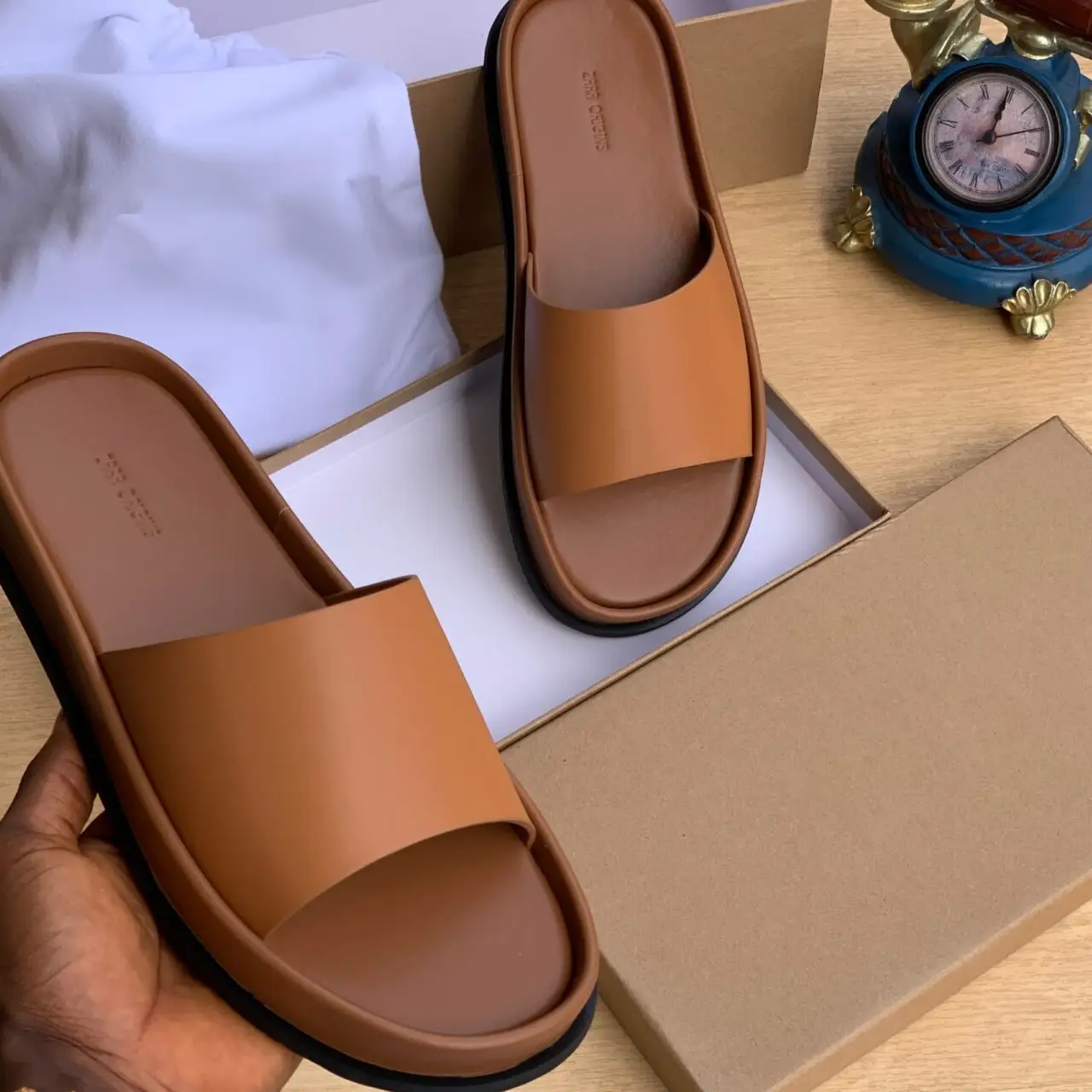Smart Store Trendy Casual Slippers – Stylish Everyday Slip-On Footwear for Men