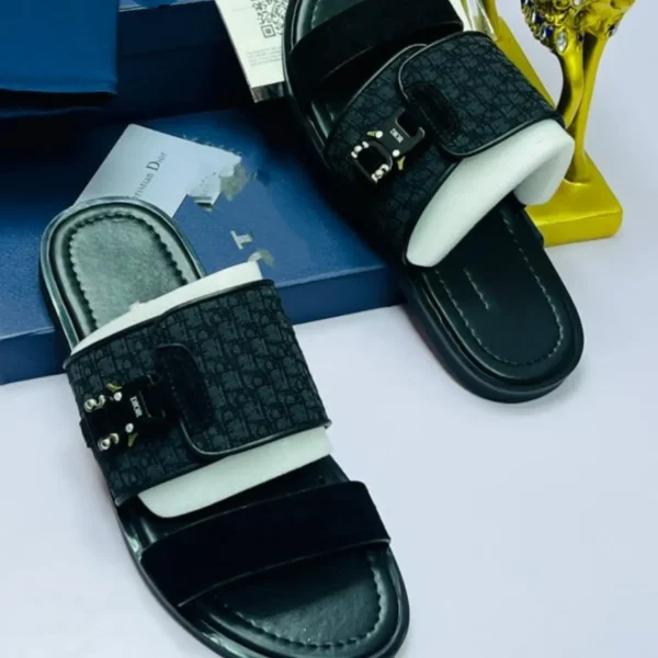 Smart Store Tri-Colour Casual Slippers – Comfortable Everyday Slip-On Footwear