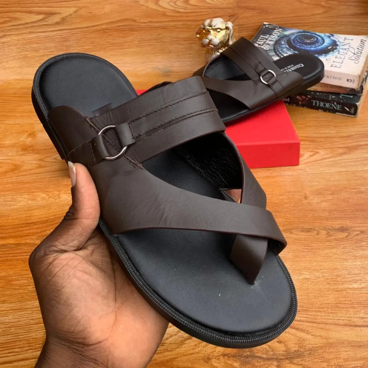 Smart Store Tri-Colour Comfort Slippers – Stylish Everyday Casual Footwear