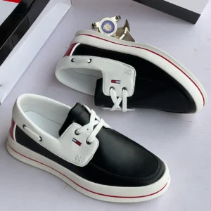 Smart Store Classic Black Signature Sneakers – Stylish Comfortable Everyday Footwear