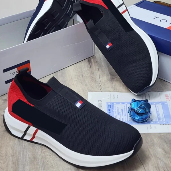Smart Store Dual-Colour Signature Sneakers – Stylish Everyday Casual Footwear