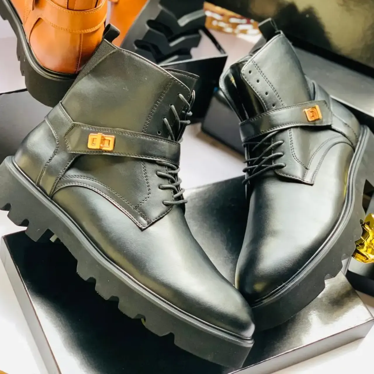 Smart Store Dual-Tone Ankle Boot – Stylish Comfortable Everyday Footwear