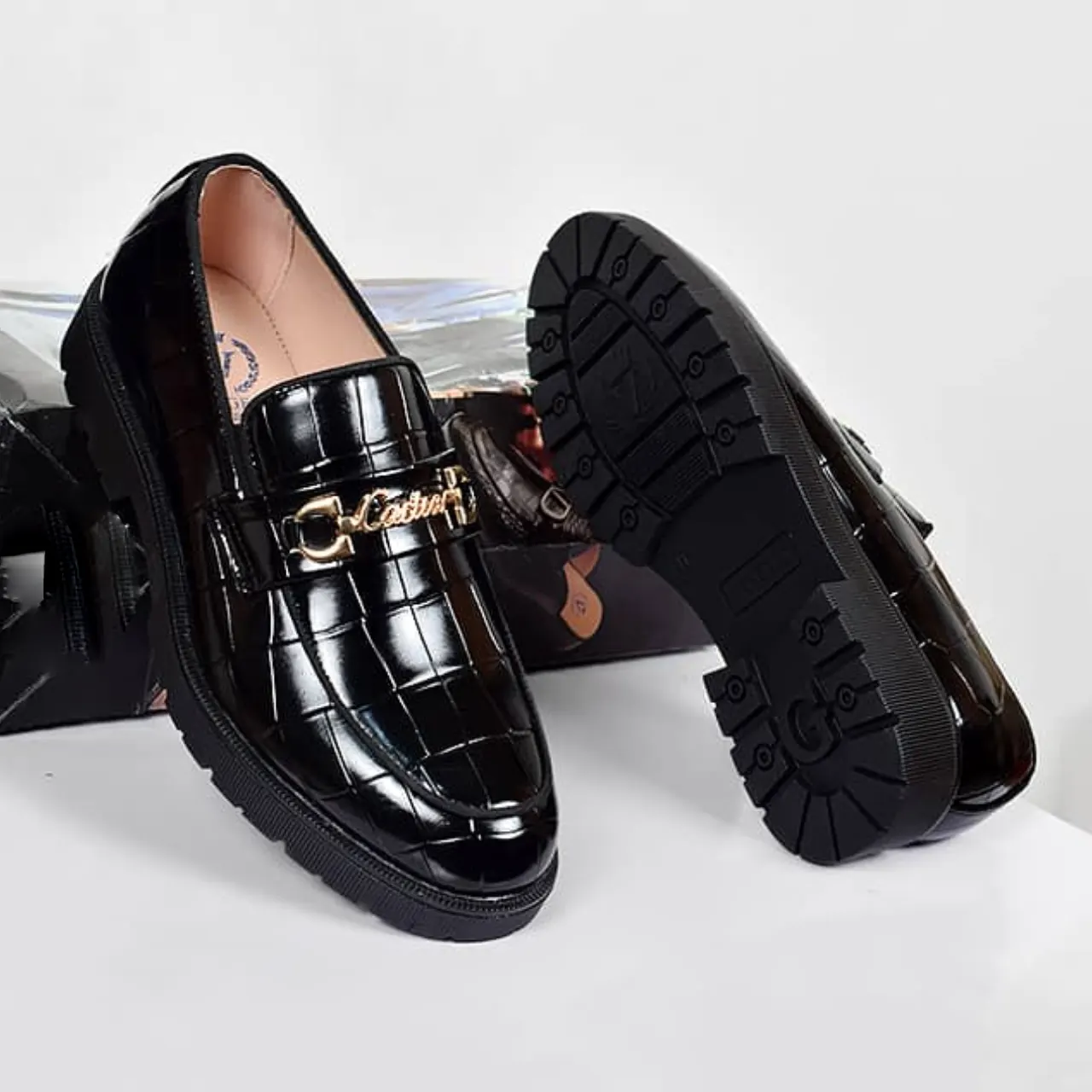 Smart Store Dual-Tone Classic Loafer Shoe – Stylish Comfortable Everyday Footwear