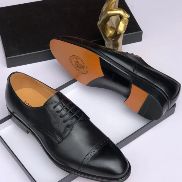 Smart Store Dual-Tone Premium Leather Shoe – Stylish Comfortable Everyday Footwear