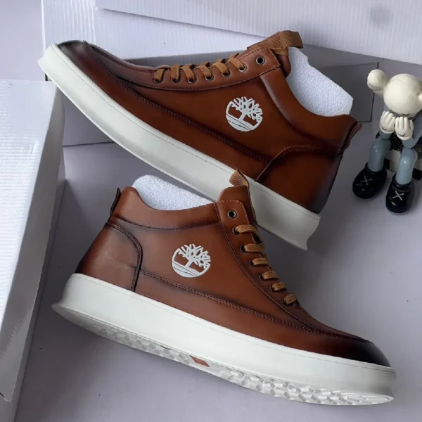 Smart Store Dual-Tone Premium Leather Shoe – Stylish Comfortable Everyday Footwear