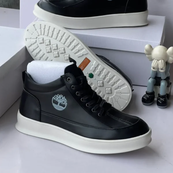 Smart Store Dual-Tone Premium Leather Shoe – Stylish Comfortable Everyday Footwear
