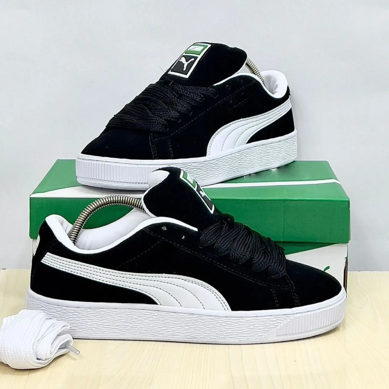 Smart Store Dual-Tone Sport Sneakers – Lightweight Everyday Casual Footwear