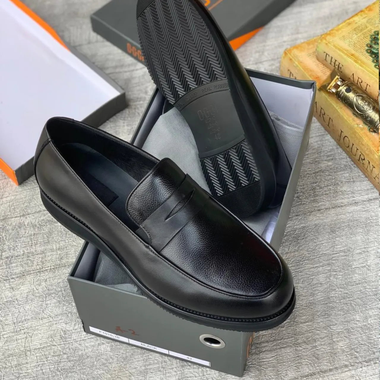 Smart Store Tri-Colour Premium Leather Shoe – Stylish Comfortable Everyday Footwear