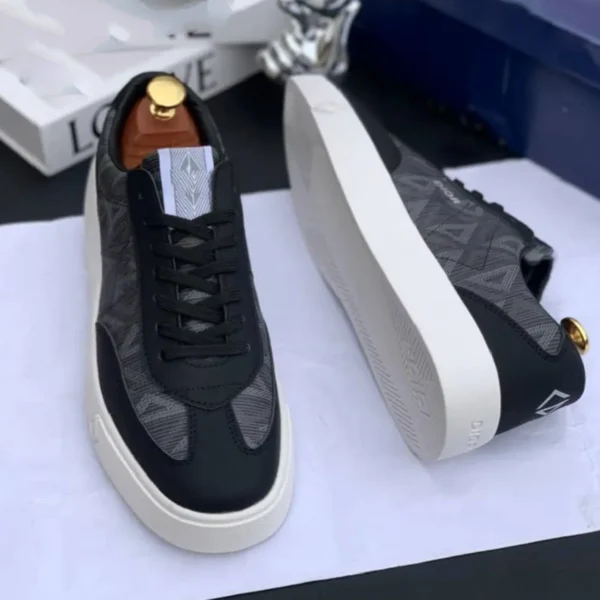 Smart Store Tri-Colour Premium Sneakers – Stylish Everyday Casual Footwear