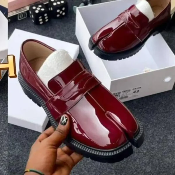 Smart Store Clean Classy Timeless Men’s Shoes