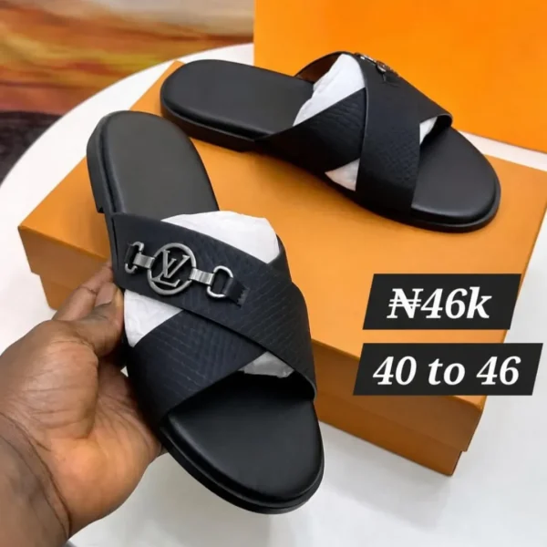 Smart Store Cross-Strap Palm Sandals